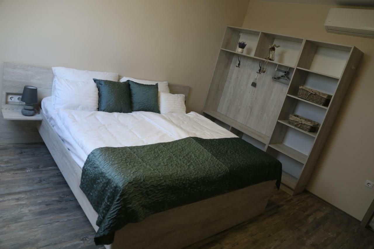 Tiszavilag Pihenohaz Hotel ทิสซาเคชเค ภายนอก รูปภาพ