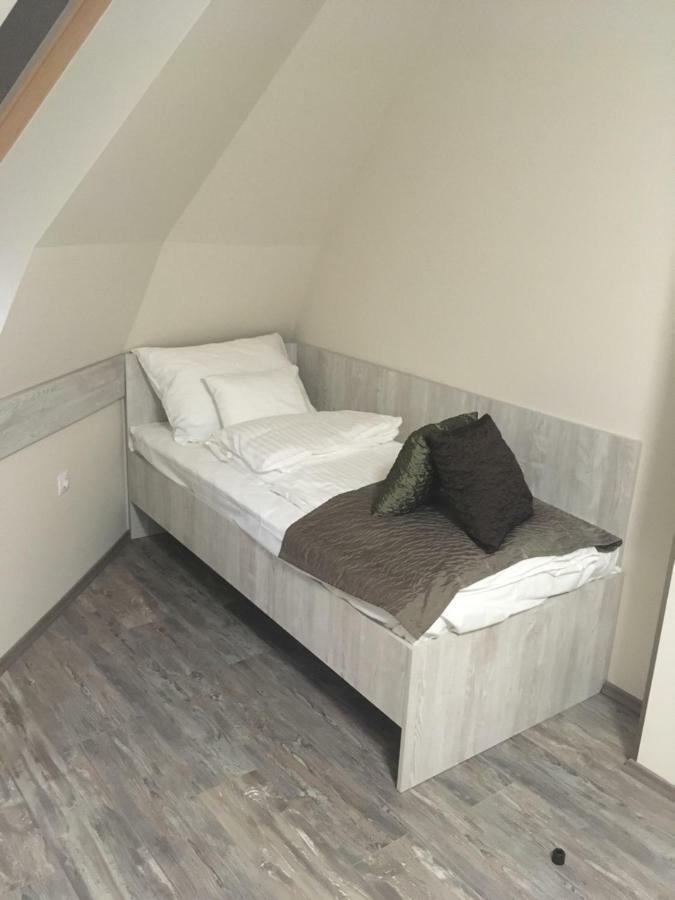 Tiszavilag Pihenohaz Hotel ทิสซาเคชเค ภายนอก รูปภาพ